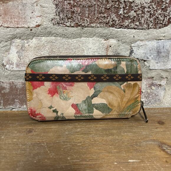 Patricia Nash Wallet Tropical Dreams Floral Leather - Picture 1 of 7